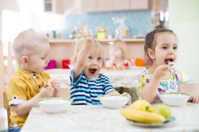 Завтрак для детей: 7 вариантов полезного завтрака для дошкольника