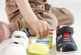 Как выбрать домашнюю обувь для ребенка